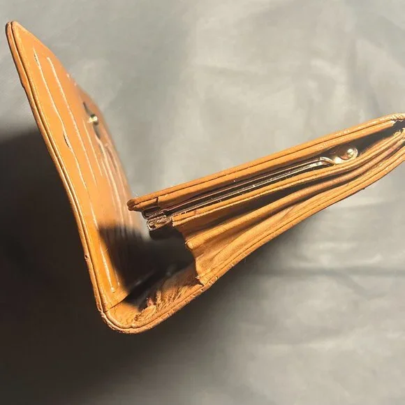 Vintage Fendi Wallet • Pequin Stripe Canvas & Tan Leather • Made in Italy - Picture 13 of 16